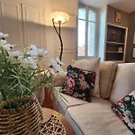 Bonnard - View In 90 Sqm Airconditioned Dijon