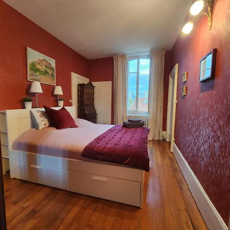 Bonnard - View In 90 Sqm Airconditioned *