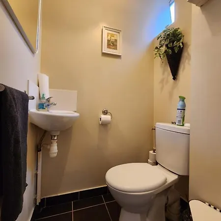 Bonnard - View In 90 Sqm Airconditioned Appartement