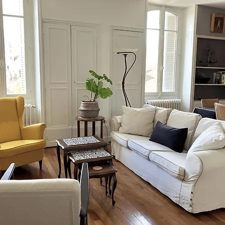 Bonnard - View In 90 Sqm Airconditioned Appartement
