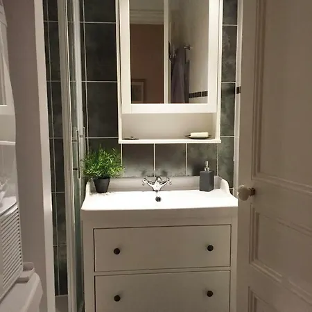 Bonnard - View In 90 Sqm Airconditioned Apartamento Dijon