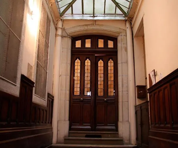 Bonnard - View In 90 Sqm Airconditioned